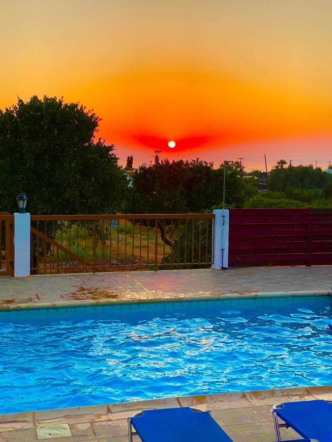 פאהיה Villa Lambriana מראה חיצוני תמונה